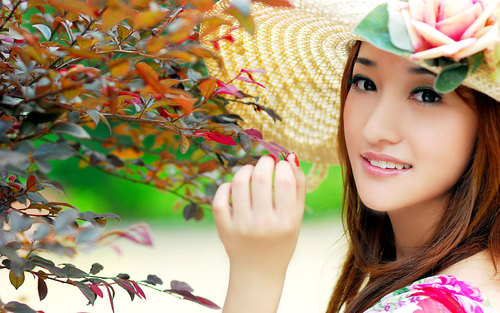 A revision rhinoplasty surgeon Beverly Hills who specializes in revision rhinoplasty will be able to address all these issues.