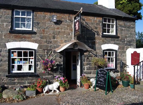 Great Pub Food, Camra award winner, Fine Wines, Real Fires, Best Pub in North Wales? Try us you won't be dissappointed