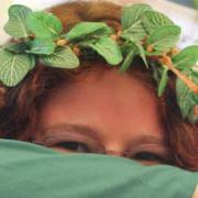 LaureDuMiroir's profile picture. Païenne celtique. Bibliothécaire amoureuse du Docteur et de Neil Gaiman. Propriétaire d'un chat-garou. Dévoreuse de livres pour De l'autre côté du miroir.