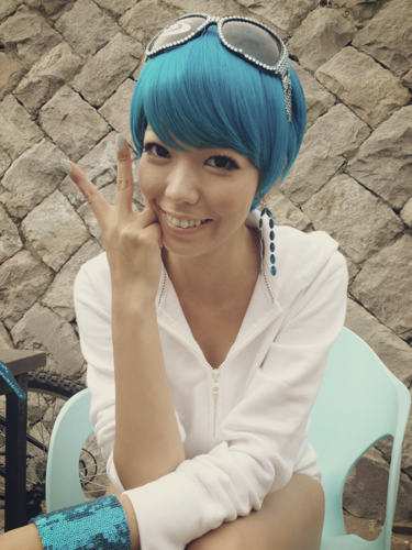 BLUE WINDY GIRLの日高です！

宜しくお願いします♬