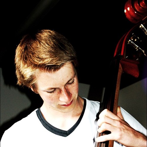 deloupo's profile picture. enjoy the sound