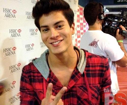 Oficializada por @MarcosFerian e @PEDRO_CASSIANO_    Madrinha: @Gang_LuAr !!! @Aguiarthur eu sou louca por vc meu gostoso... Since: 29/04/2011