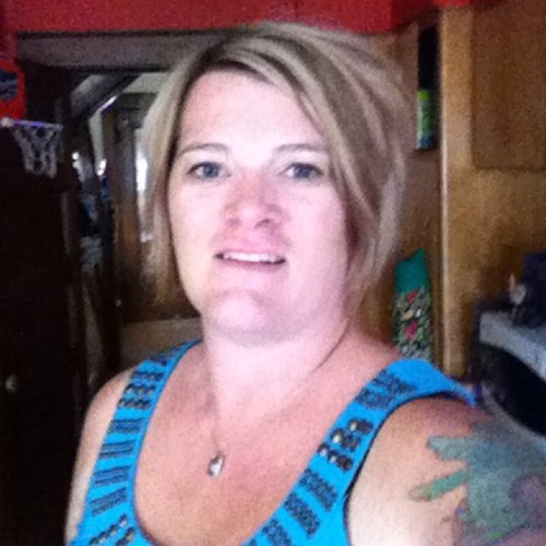 bevhatfield's profile picture. 