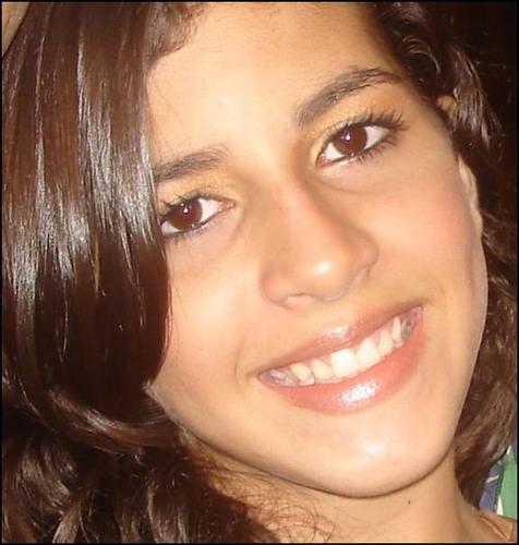 Tenho 15 anos , evangélica e amo meus amigos Solteira