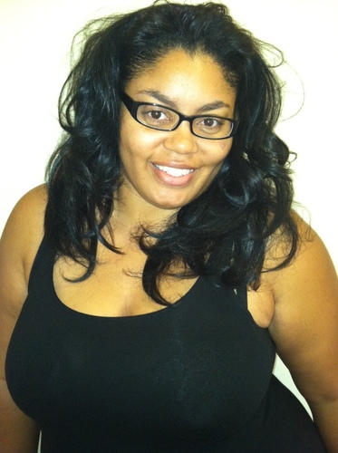 Comedian,Full Figured Model, Treasurer @GrownAndSexyLNG
Evolving Fearlessly!
Sumthin Juicey on Facebook/SumthinJuicey@gmail.com