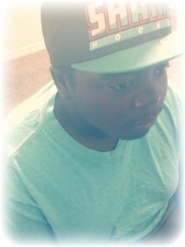 STL✈ATL 19years old I'm a rapper trying get out of state you can find me on Instagram @urban_kids314