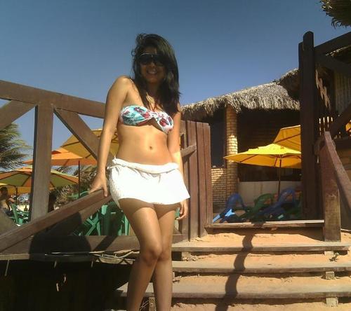 0_0Roberta's profile picture. Nunca ande pelo caminho traçado, pois ele conduz somente até onde os outros foram. Love ❤❤ BRUNO MARS  εїз  Sigo de Voltaaaa!!