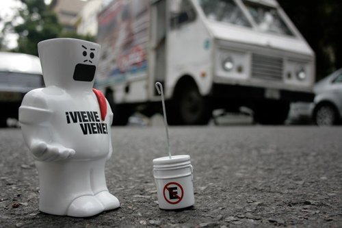LibredeVieneVie's profile picture. Recuperemos el derecho de estacionarnos donde queremos sin tener que pagar la cuota de los viene vienes. Hagamos algo para recuperar nuestras calles.