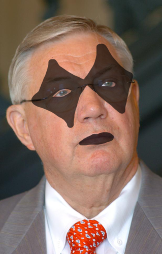 FakeDanJohnson's profile picture. I love acting, horses, and running Chattanooga