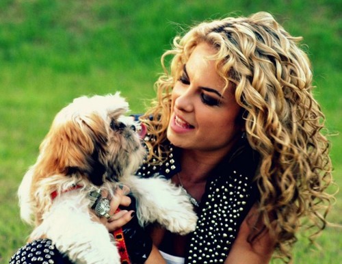 Se for pra escolher o céu ou a terra eu escolho voce ,  Voce é como um anjo pra miim @Lua_Blanco .  My queen , my angel , MY DREAM ! s2s2s2s2s2