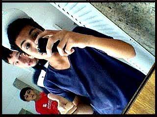 Brankin,Skatista,Surfista,13 Anos,
Apelido Lukinhas,curto mt praia,sou mulherengo,Funkeiro,
Safado cmgu nun kóla,nen gente falsa,moro?