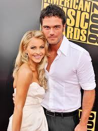 KickAssColin's profile picture. Hanging with my girl @Hottie_Court having fun and living life. Taken 7-27-12