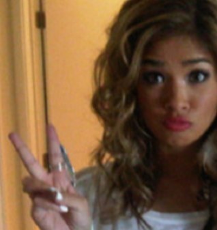 loleyQ8ya's profile picture. i love my family and my friends and my life and my fashion  and alkuwait al3'lya  instagram : rawanoow