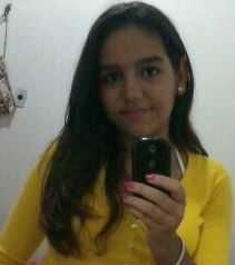 Sou exatamente como um copo de vidro se me jogar no chao eu queebro mais se pisar em mim eu te corto ! Sempre no Twitter . (: