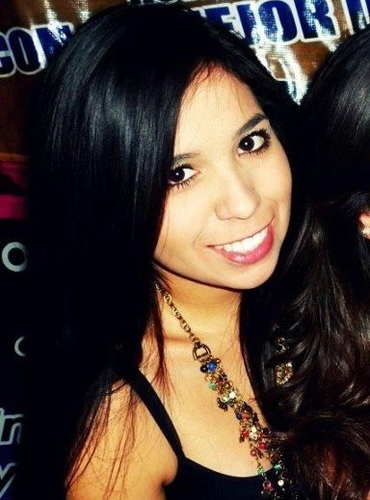 annie_cardona's profile picture. 