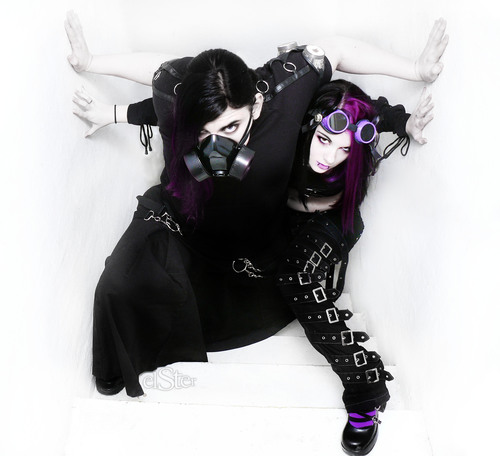 official Stereo Sin twitter-site.

http://t.co/YabPrxzGuk

http://t.co/LjtTg09CFB
