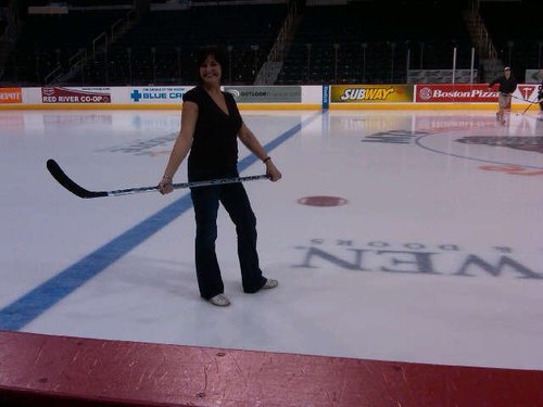 MandyMLos's profile picture. Athletic Therapist - helping Bison & Team Toba athletes recover; one ice bag at a time