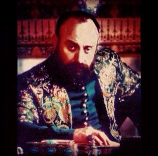 blueloungeinkw's profile picture. عامل الناس كما تحب ان يعاملوك.   !!ساكت عن الحق شيطان اخرس!!اي شخص مظلوم بمعامله يحطلي منشن على موضوعه واحاول انشره بقدر المستطاع عشان يصحون العالم