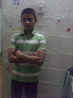 me gusta tocar ♬ ♫ ♪ ♬ ♫ ♪ ❤♡.musicas, pasa bn con mis amigos..