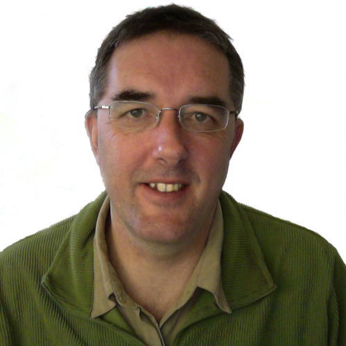 The face behind Korutech App Solutions and @eavmogul. All round apple fanatic and founder of http://t.co/SrePzQ1eTA
