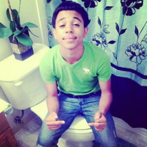 Steven your my 4 letter word ♥ #TeamSteven xo #TeamKardashians !
SHH,Dont Tell Ky'Vez I Was here♥ @DoItLike__SHE