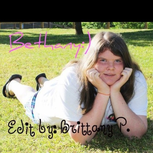 Bethanyrocks16's profile picture. 