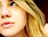 Sou uma menina de 10 anos ,gosto de fazer amigos ,bricar me divertir e escultar musicas .♥ ♥ ♥