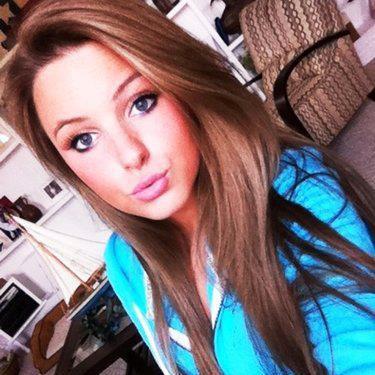 My name is Heidi, Im a drinker, chainsmoker, animal lover, a girly girl & also a total BITCH.