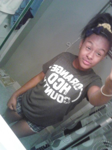 Imaa Be Me #StraighLikeeThaat , Follow Me I Follow U #TeamMee ,