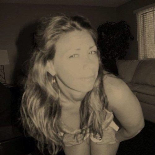 Lesleyzim's profile picture. Saskatchewan Girl who Loves her Job Loves her Riders Loves her Cowboys the Habs I married into and Most importantly Family is everything!