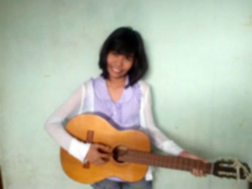 Im a type of girl who could have tears streaming down my face, & still insist that everything is fine. :)  ♥ 工 ﾚo乇 ㄚ◯∪!”