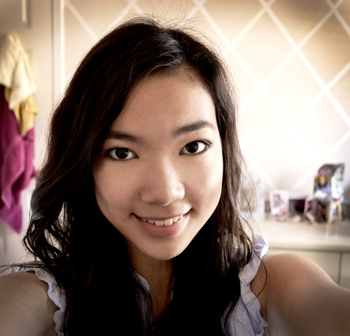 the_Tinasaur's profile picture. Shoot for the moon.  |  Forever an #astronaut.