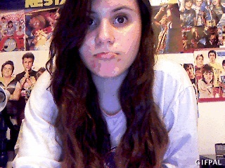 Eu suporto tudo, até a distância. Mas não suportaria o fato de ver você triste. @thomasrestart (: