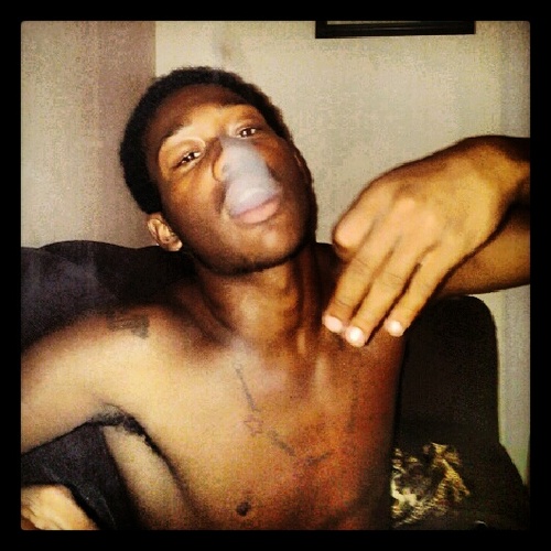 Real niggas follow me I will not misguide You #ImSo900