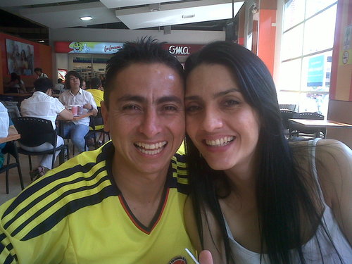 ElkinRodr's profile picture. Tomando agua de vida