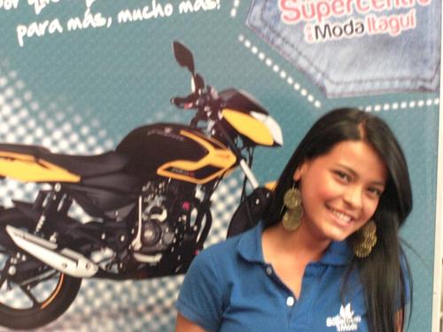 Super Centro de la Moda en Itagüí, con las mejores marcas para estar a la moda.