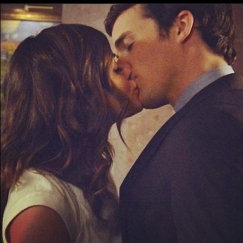 ArtsyMont's profile picture. My touch is his temptation, His kiss is my salvation, He's sweet, I'm wild, We're dangerous {Married to @MisterEFitz}