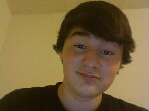 312312312235's profile picture. Just a normal high school kid. Like #rap and I do some stupid shit. My friends call me chink because of my eyes. I'm not really asian tho. #swag #word