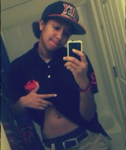 TayStayCookin's profile picture. Tayler-only really close to ma girl n ma cousins-play ball fck every other sport-42012♥-i love ma girl n no other female besides fam-