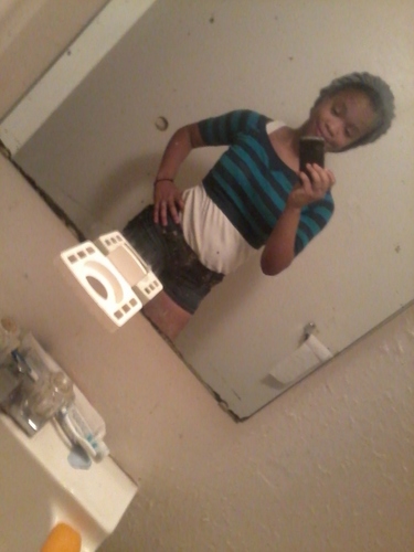 , JohNny owNs bhud fOllow mE & mY kousinn @phatBEdeeNAMEbx & mY siStaH @mekaabadasxx !