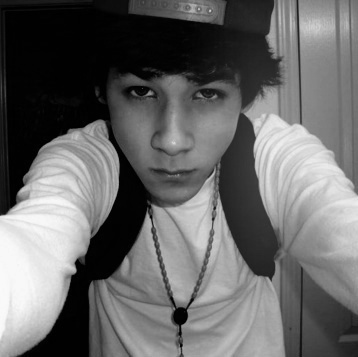 I'm a teenager. I have a messy room. I spend most of my time online. I go to bed late and I'm crazy about one person.