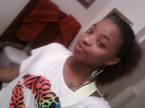 B_Shortyy13's profile picture. Call Me Bray , Im A Senior , &' Single ! Hmu For More Info ;