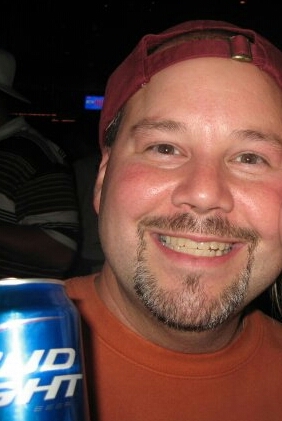 4traxin's profile picture. all great stories start with a bad idea. #KCCO