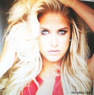 Huge Kelly Kelly fan, The hotest woman in the world, Maxim Cover Girl. Barbara Blank