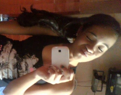 Você vai saber se é amor, quando se pegar pensando na mesma pessoa em todo instante. ;s Follow me?