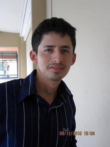 hola, como van....  Pues algo romantico, un poco loco trabajador soñador, odio las injusticias y me encantan los temas de interes social economico y politico...
