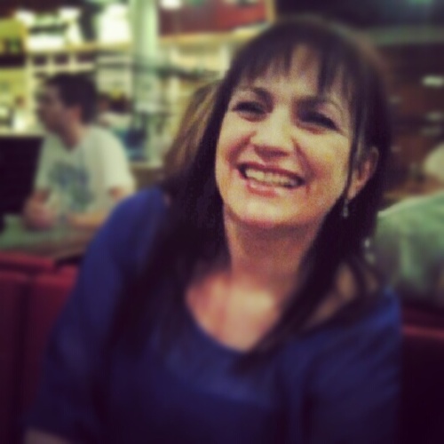 maitetxu_m's profile picture. Muy de Sabina y Serrat, cinéfila (no se me resiste el quesito rosa del trivial).