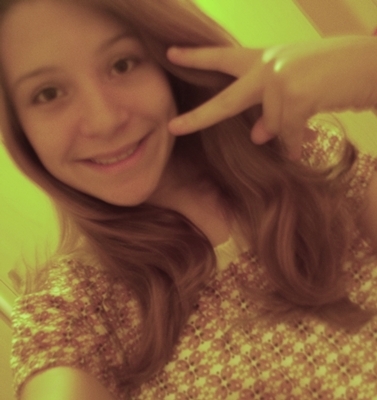 quem se descreve, se limita .