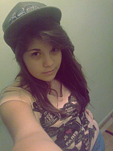 I FOLLOW BACK !! Please follow me: @harry_styles @real_liam_payne @NiallOfficial @zaynmalik  @EleanorJCalder @louis_tomlinson @justinbieber
@DaniellePeazer ♥♥♥