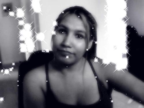 follow me?. I follow back. I'm Alisha, mother of 2, 21 years old n I live in Dryden Ontario!